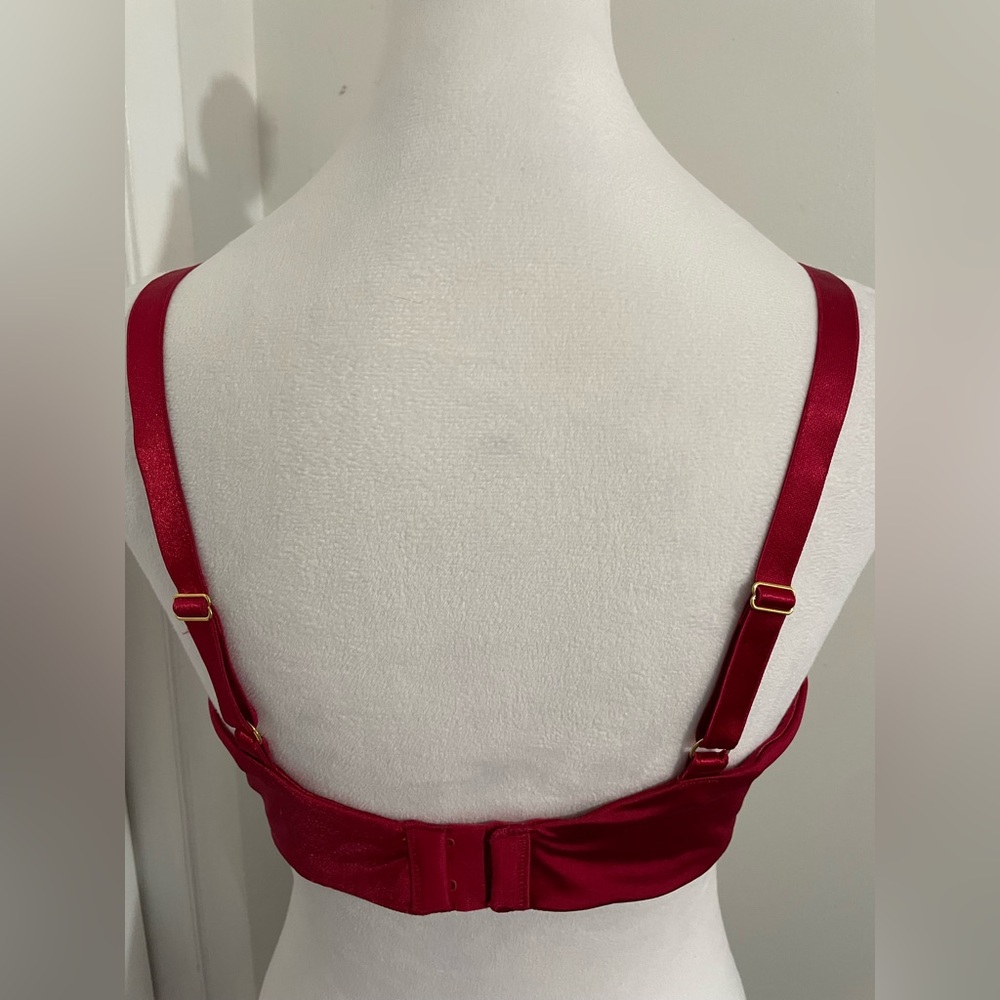 NWT WARNER’S Fall In Luxe Lift Wire-Free Bra Red Satin 38C - Picture 7 of 11